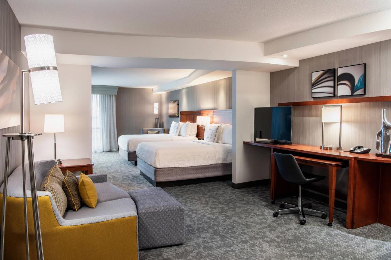 Hotel Courtyard By Marriott Edmonton West Exterior foto