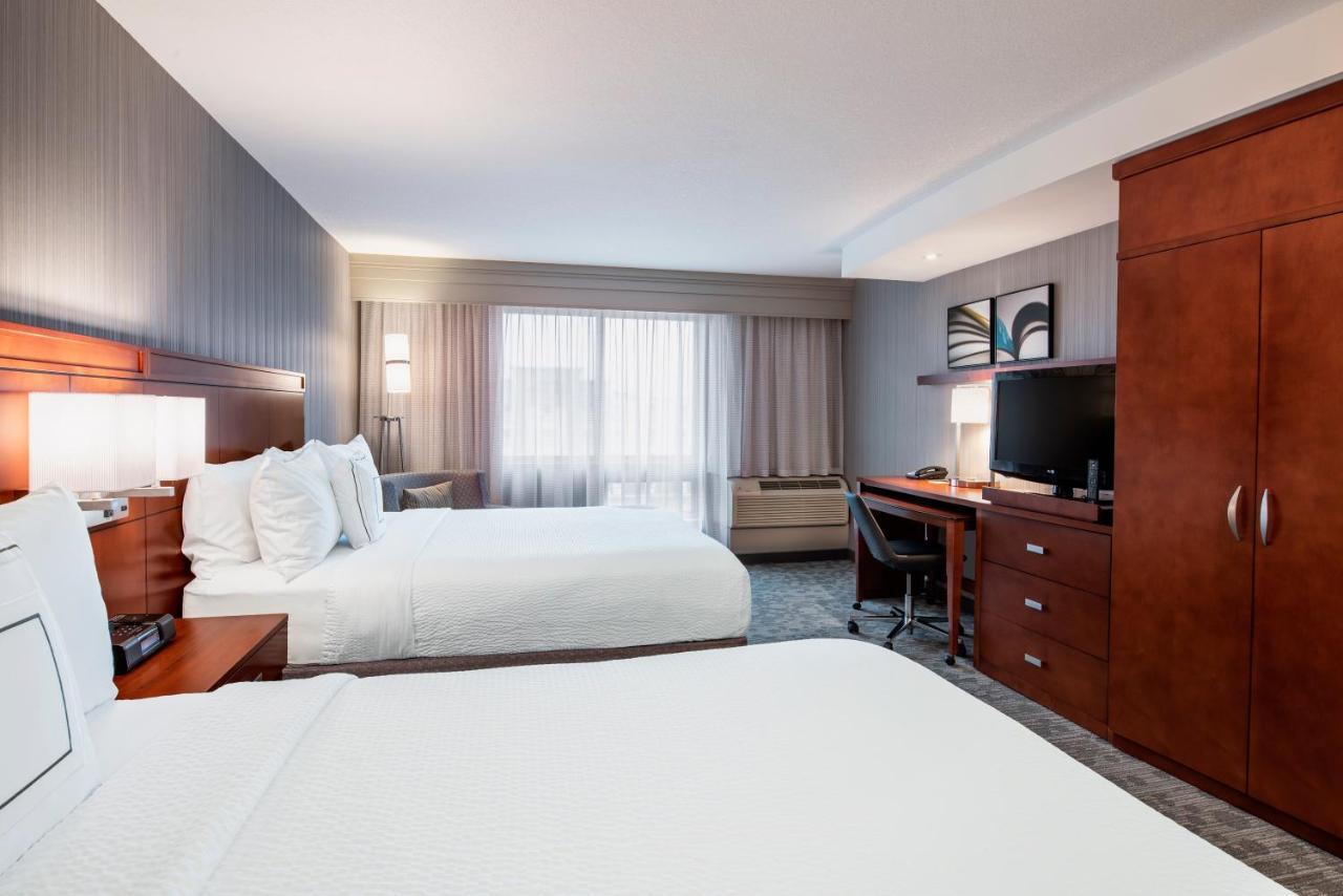 Hotel Courtyard By Marriott Edmonton West Exterior foto